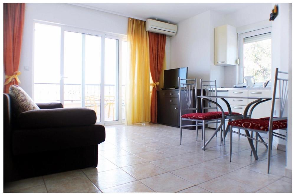 Apartments By The Sea Razanj, Rogoznica - 11347 Exteriér fotografie